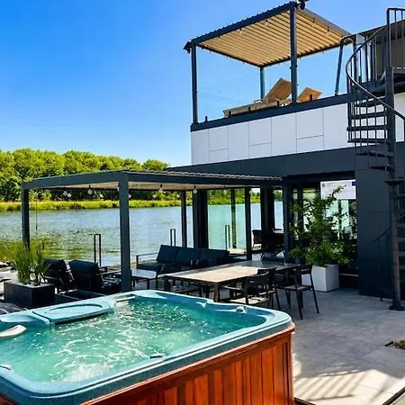 Charming House With A Jacuzzi